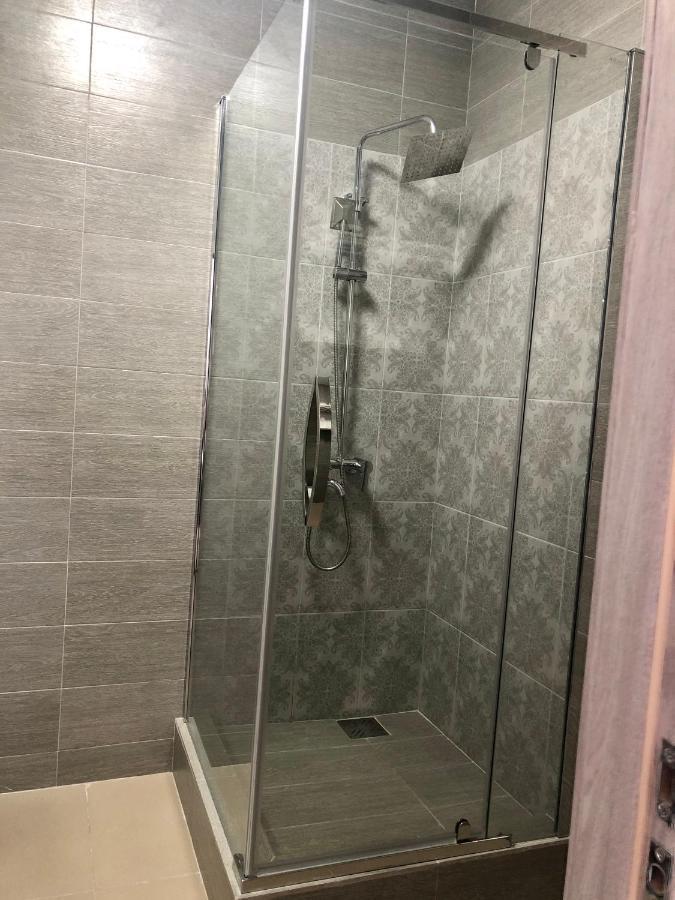 Tarlan Hotel Aktau  Eksteriør bilde