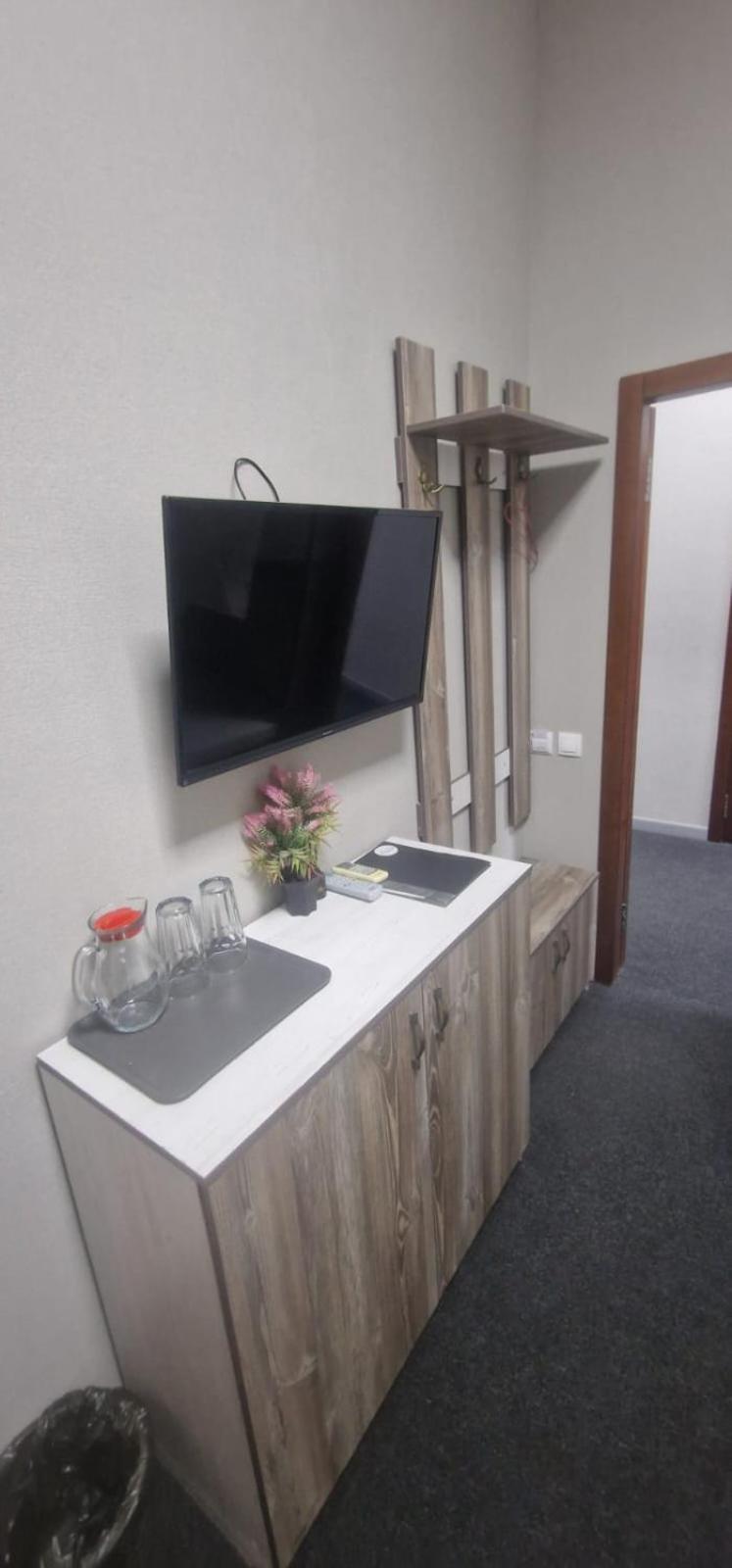 Tarlan Hotel Aktau  Eksteriør bilde